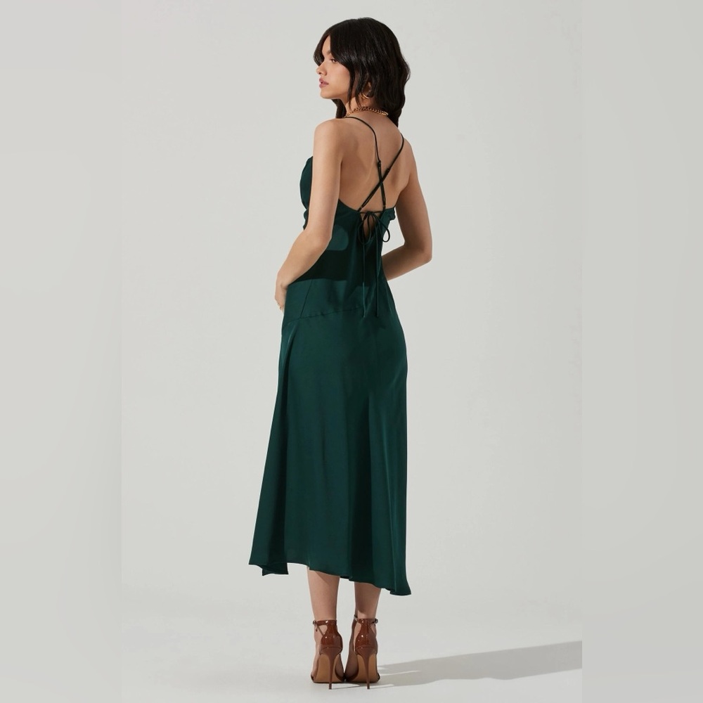 Astr Dark Green Midi Dress